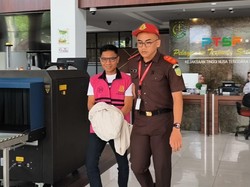 Hamdan Kasim Membisu Seusai Diperiksa Tersangka Uang Siluman