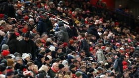 Liverpool Kalah, Suporter Sudah Tinggalkan Anfield di Menit 85