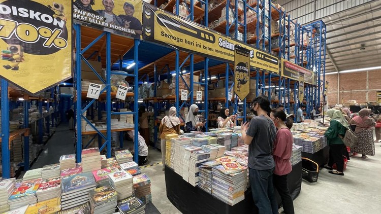 Out of the Boox Mizan