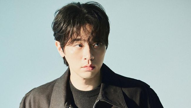 5 Fakta Park Jeong Min, Aktor Korea yang Viral Bintangi Video Klip Hwasa