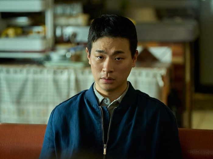 Bermimpi menjadi sutradara film, membuat Park Jung Min beralih ke jurusan akting di Universitas Seni Nasional Korea. Pada 2011 silam, Park Jung Min akhirnya debut akting di layar lebar lewat film independen Bleak Night hingga masuk nominasi Best New Actor di Buil Film Awards.