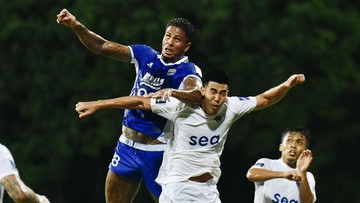 Update Eksklusif Olahraga CNN : Dihajar Lion City, Hodak Kritik Lini Belakang dan Finishing Persib