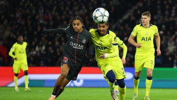 Berita Panas dari Dunia Sport CNN : PSG Buka Peluang Lepas Barcola, Liverpool Kembali Punya Asa