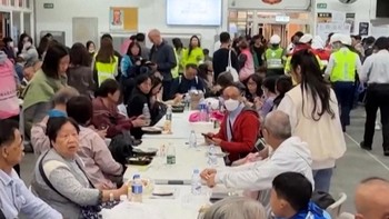 Ribuan Warga Apartemen di Hong Kong Diungsikan Imbas Kebakaran Dahsyat