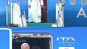 Paus Leo Tiba di Turki, Lawatan Keagamaan Pertama Ke Luar Italia