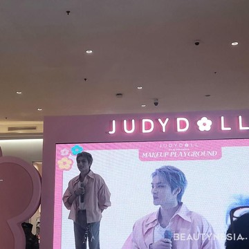 Simak Deretan Momen Seru Xiajoun WayV Saat Bertemu Penggemar di Indonesia