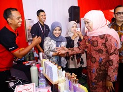 4 IKM Jatim Teken LoI dengan Atase Perdagangan Malaysia Senilai Rp 3,95 T