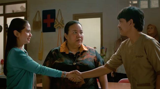 Agak Laen: Menyala Pantiku menjadi film Indonesia tercepat yang meraih satu juta penonton  dalam sejarah, melewati Badarawuhi Di Desa Penari (2024).