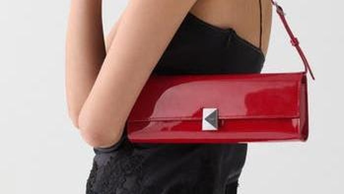 Liburan Akhir Tahun Tampil Chic dengan Kate Spade Koleksi Holiday 2025