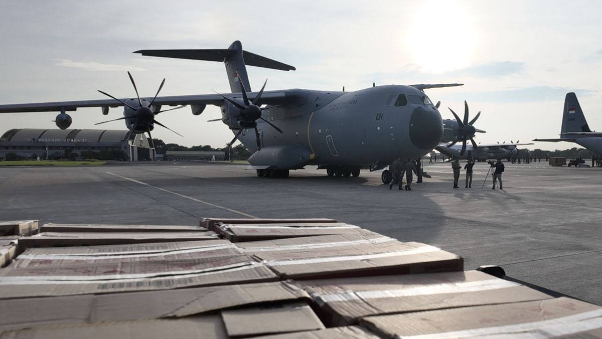 Pemerintah Terbangkan 4 Pesawat Kirim Bantuan ke Aceh hingga Sumbar
