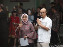 Video Lambaian Tangan Eks Dirut ASDP Usai Bebas dari Rutan KPK