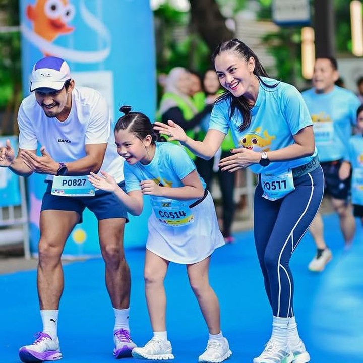 <p>Ternyata, ini bukan kali pertama Yaya ikut serta dalam ajang lari maraton bersama, Bunda. Sebelumnya, Ibnu juga pernah mengajak anak sambungnya itu untuk mengikuti kegiatan yang serupa.&nbsp;(Foto: Instagram @ibnujamilo)</p>