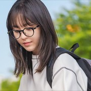 5 Cara Belajar Mencintai Diri Sendiri Ala Song Woo Yeon di Drakor Spirit Fingers