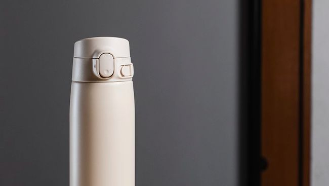 6 Cara Menghilangkan Bau Kopi di Termos Jadi Kembali Seperti Baru