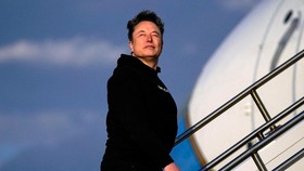 Daftar 10 Orang Terkaya Dunia per Januari, Teratas Berharta Rp13.217 T