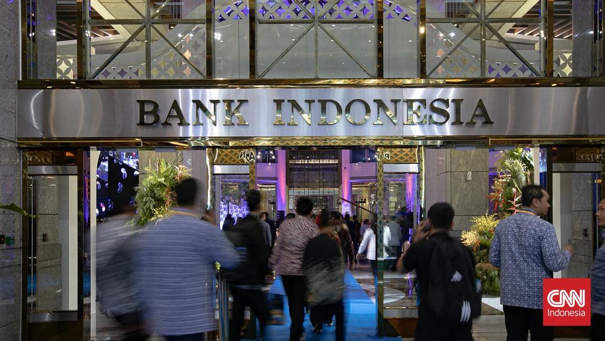 7 Jurus BI Redam Pelemahan Rupiah yang Sempat Tembus Rp17.400