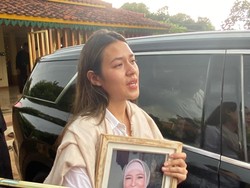 Raisa Hadiri Sidang Cerai Meski Sedang Berduka, Hamish Daud Kembali Absen