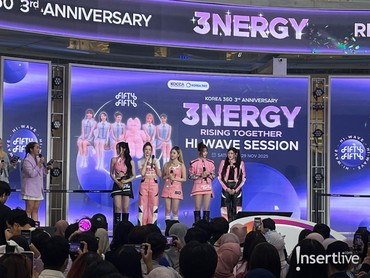 Tampilkan Lagu Terbaru, FIFTY FIFTY Guncang Acara Anniversary KOREA 360
