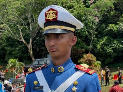 Ibnu Jamil & Mantan Istri Kompak Dampingi Sang Putra Wisuda AKMIL