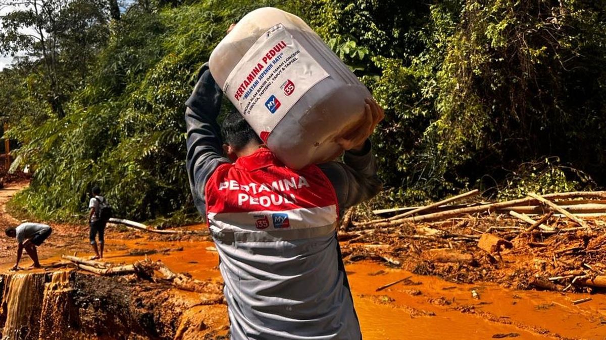 Pertamina Pasok BBM untuk Alat Berat Penanganan Bencana Sumatera
