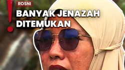 Video: Korban Banjir Bandang Tapanuli Cari Barang Tersisa di Rumah