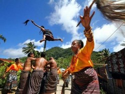 Tua Reta Lou, Tari Perang Khas Sikka NTT yang Sarat Makna dan Filosofi