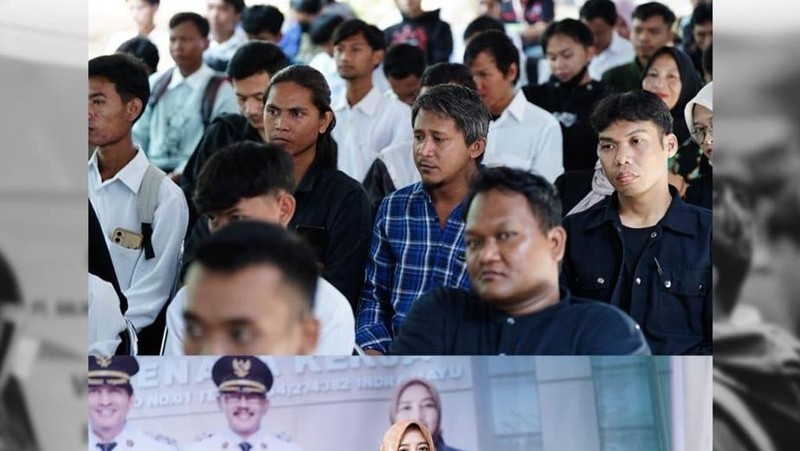 Job Fair Indramayu 2025 berjalan dengan sukses. Kegiatan yang digelar oleh Dinas Tenaga Kerja Kabupaten Indramayu