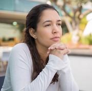 5 Kebiasaan Orang Dewasa yang Jarang Dipuji Orang Tua saat Kecil Menurut Psikolog