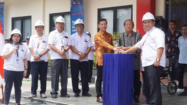 PT Diametral Involute melakukan ekspor perdana komponen mesin ke Filipina, menandai langkah penting bagi industri manufaktur Indonesia di pasar global.