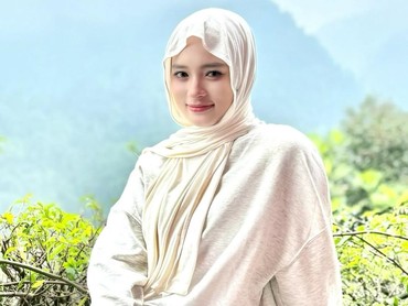 IN-DEPTH: Gonjang-ganjing Kehidupan Inara Rusli, Dulu Korban Selingkuh Kini Dituding Pelakor