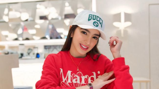 Terpopuler: Bahasa Inggris Angel Karamoy Disorot vs Negara Paling Tak Bahagia