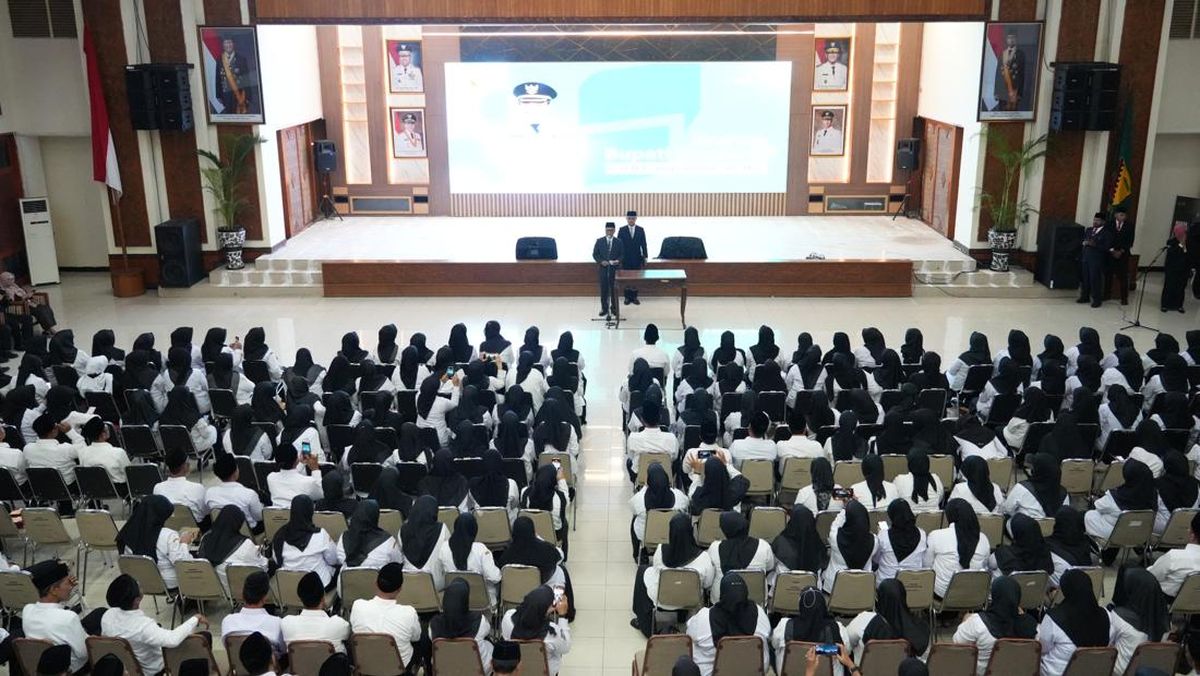 Bupati Bandung Dadang Minta Kepala Sekolah Sukseskan Program Presiden