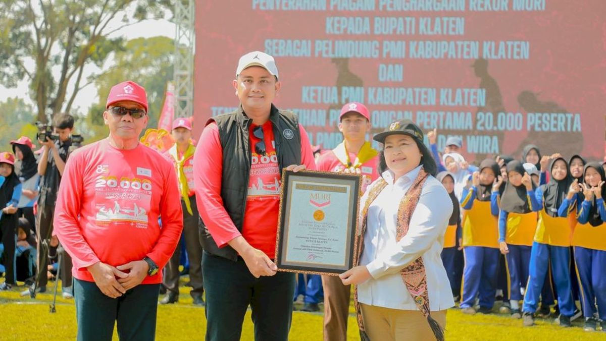 Mas Hamenang Resmi Buka Kegiatan Pecah Rekor MURI oleh PMI Klaten