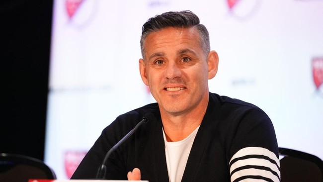 Mantan pelatih timnas Kanada John Herdman disebut jadi kandidat pelatih Timnas Indonesia. Ia dikenal berprestasi membawa Kanada ke Piala Dunia dan Olimpiade.