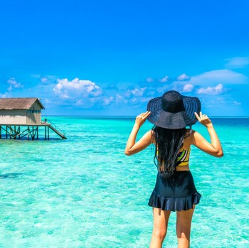 Top 5 List: 5 Penginapan Terapung di Indonesia dengan Suasana ala Maldives