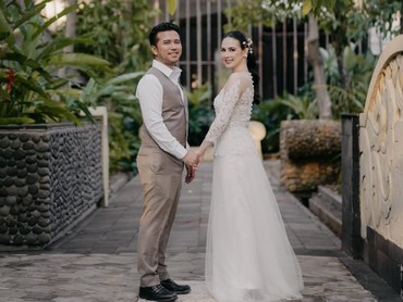 Arumi Bachsin Bongkar Cerita Pertama Kali Ketemu Emil Dardak hingga Menikah
