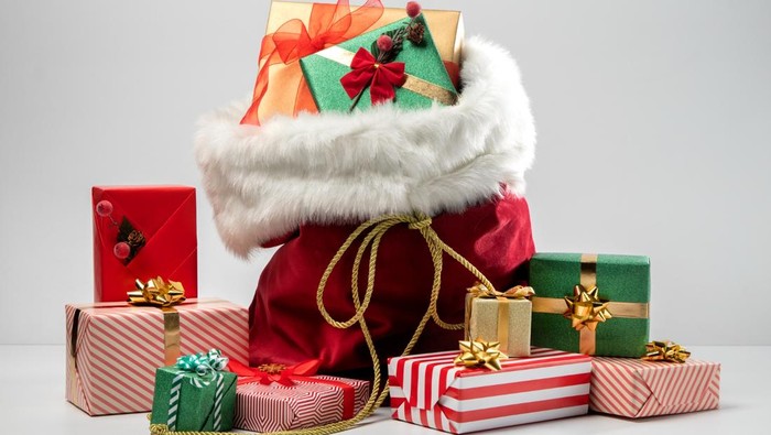 Berawal dari kisah kelahiran Yesus. Berdasarkan cerita Alkitab, tiga orang Majus mempersembahkan hadiah berupa emas, kemenyan, dan mur./Foto: Freepik.com