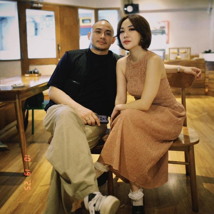 <p>BCL dan Tiko resmi menikah pada 2 Desember 2023 lalu dengan mengadakan akad dan resepsi di Bali secara <em>intimate.</em> Kini, keduanya telah mengarungi bahtera rumah tangga selama dua tahun.&nbsp;(Foto: Instagram @itsmebcl)</p>
