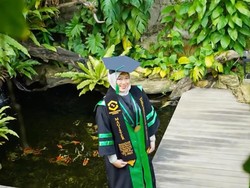 Riwayat Pendidikan Della Sabrina, Istri Irfan Hakim yang Cumlaude S2