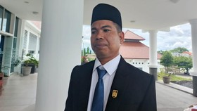 Bukan Trio Warkop DKI, Ini Profil Anggota DPRD Dono Kasino Indro