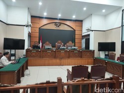 Hakim Tak Terima Praperadilan Paulus Tannos, Status Tersangka E-KTP Sah