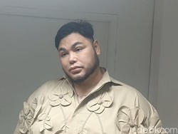 Ivan Gunawan Salurkan Bantuan Rp 150 Juta untuk Korban Bencana di Sumatera