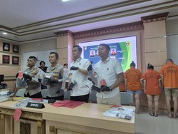 Polisi Tangkap 10 Pencuri Dompet Suami Aktris Korsel Jeon Hye Bin di Ubud