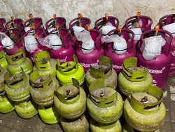 Polda Banten Gerebek Pengoplos LPG di Tangerang, 6 Orang Ditangkap