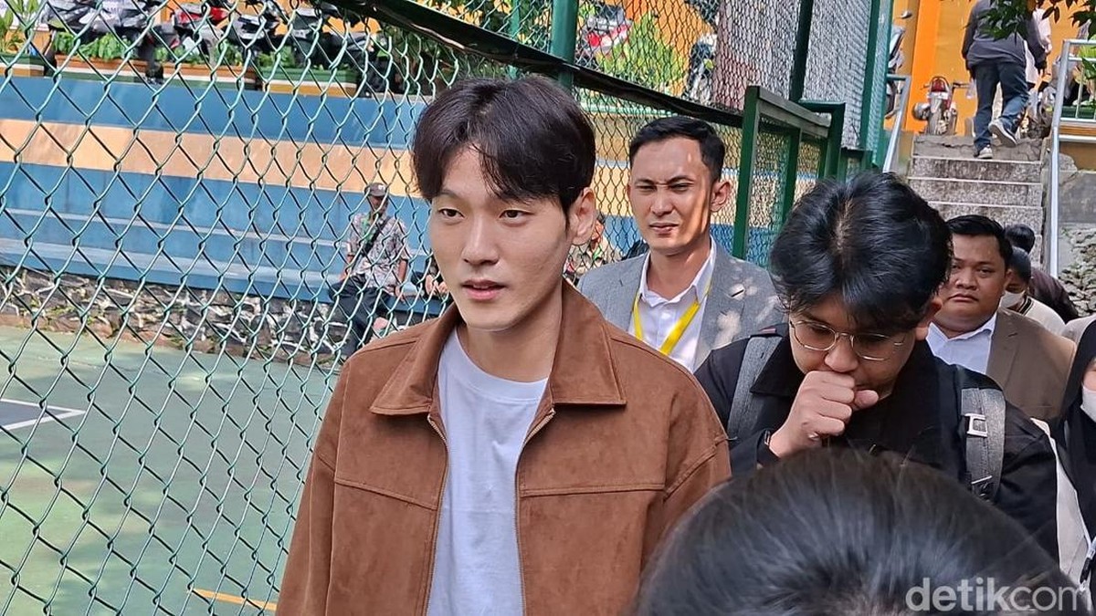 Na Daehoon di Pengadilan Agama Jakarta Selatan&comma; Selasa &lpar;2&sol;12&sol;2025&rpar;&period;