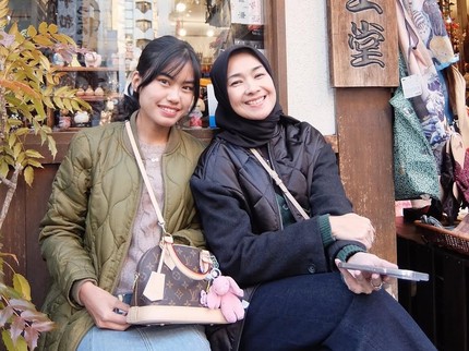 Namira Adjani Ikuti Jejak Sang Bunda Alya Rohali, S2 Hukum & Raih Six Star Finisher