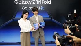 Samsung Umumkan Hp Lipat Tiga Galaxy Z TriFold, Intip Spesifikasinya