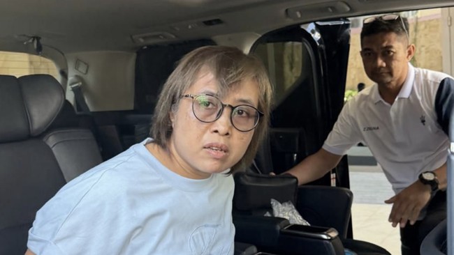 Gembong narkoba Dewi Astutik ditangkap di Kamboja. Ia disebut perekrut jaringan perdagangan narkotika Asia-Afrika dan DPO Korea Selatan.