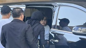 Dewi Astutik Buronan Sabu 2 Ton Akhirnya Tiba di Indonesia