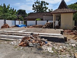 Hampir Rampung Direnov, Pendopo Mangkubumi di Sragen Tetiba Ambruk